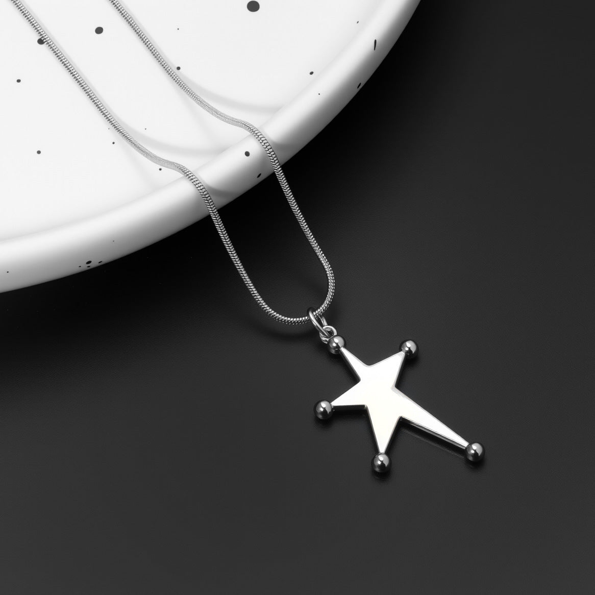 Chain Light Luxury Personalized Niche Design Necklaces