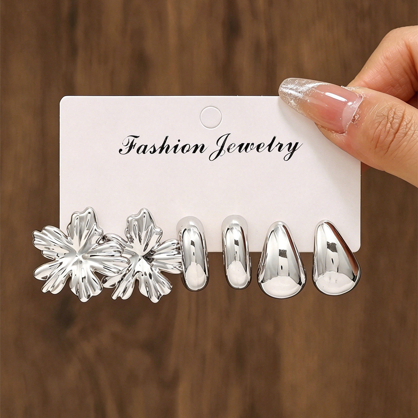 Women's Gold Geometric Fashionable High Sense Combination Earrings