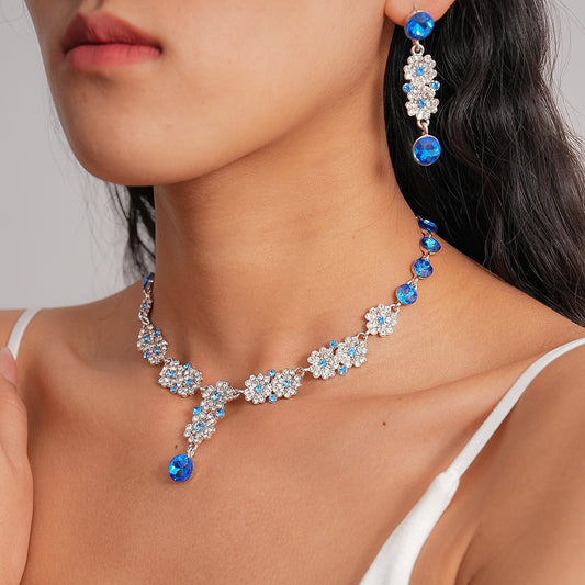 Women's Flower Round Vintage Court Style Light Luxury Clavicle Chain Fashion Necklace