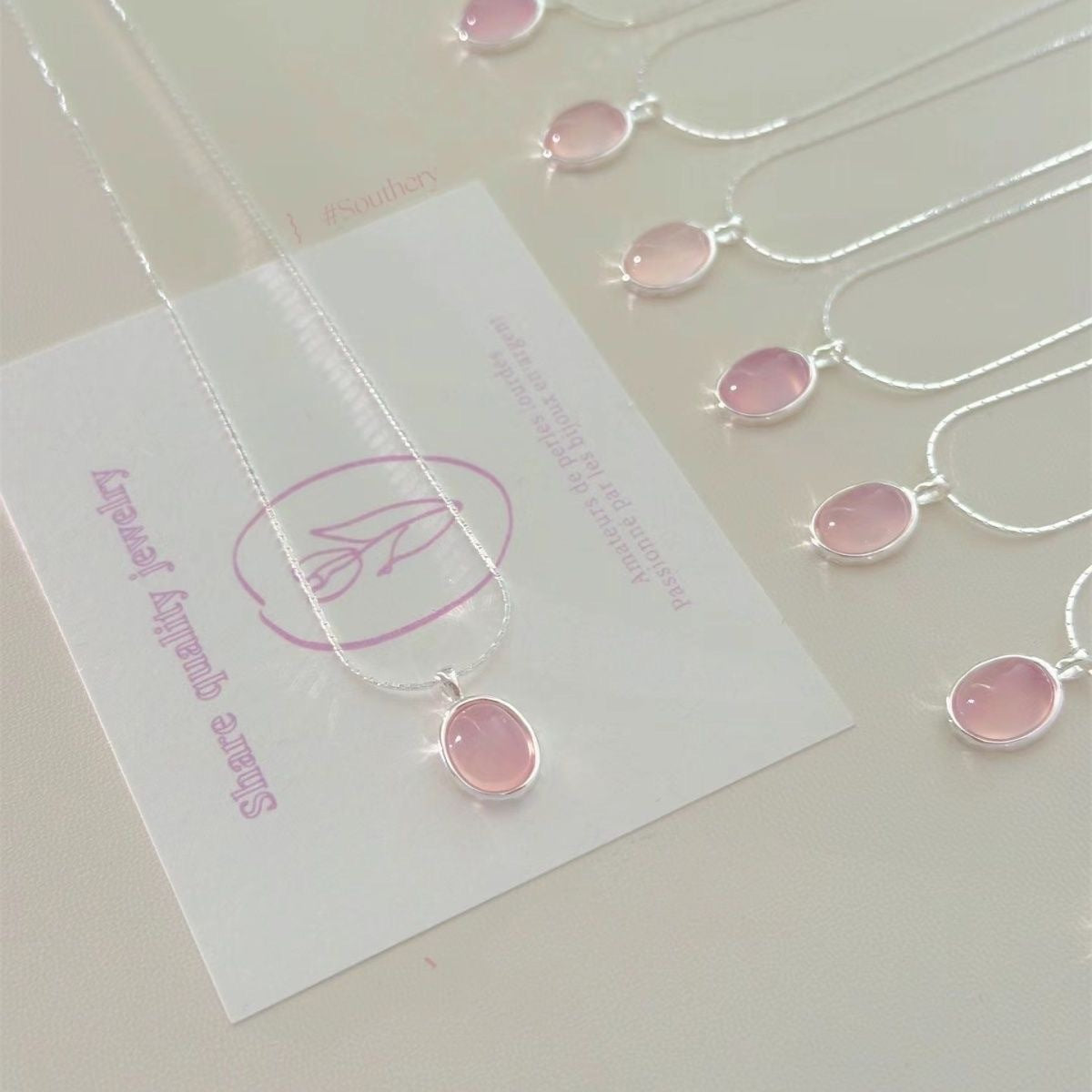 Strawberry Crystal Female Minority Simple Oval Necklace
