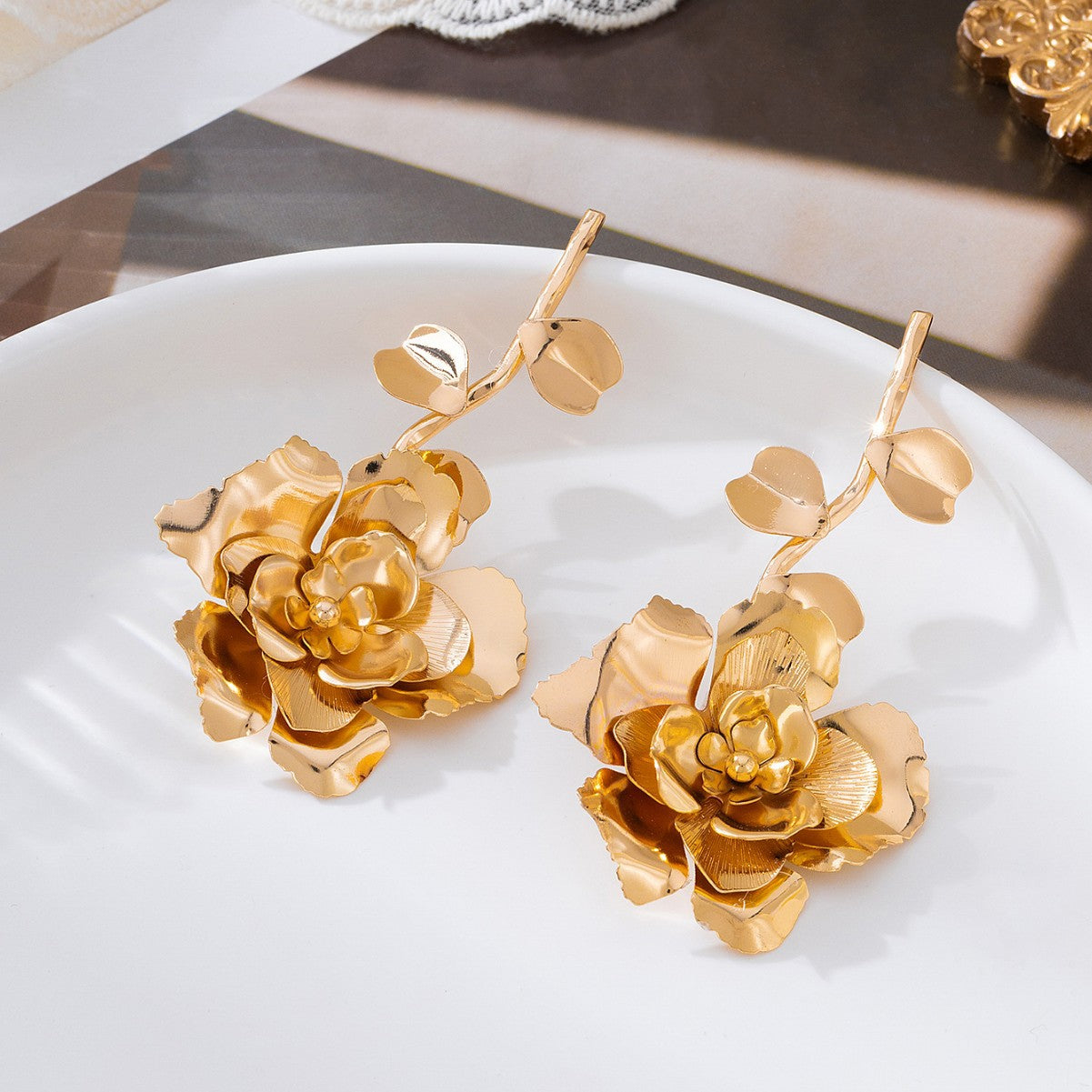 Fashion Premium Tassel Flowers For Banquet Party Earrings