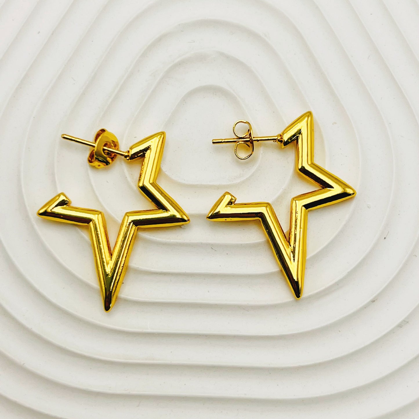 Women's Exaggerated Stainless Steel Round For Ear Clip Geometric Earrings
