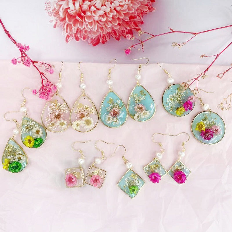 Women's Dried Flower Fresh Real Gold Foil Stud Earrings