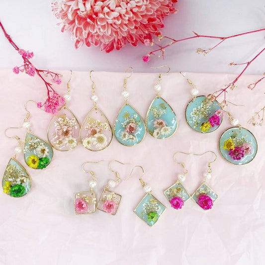 Women's Dried Flower Fresh Real Gold Foil Stud Earrings