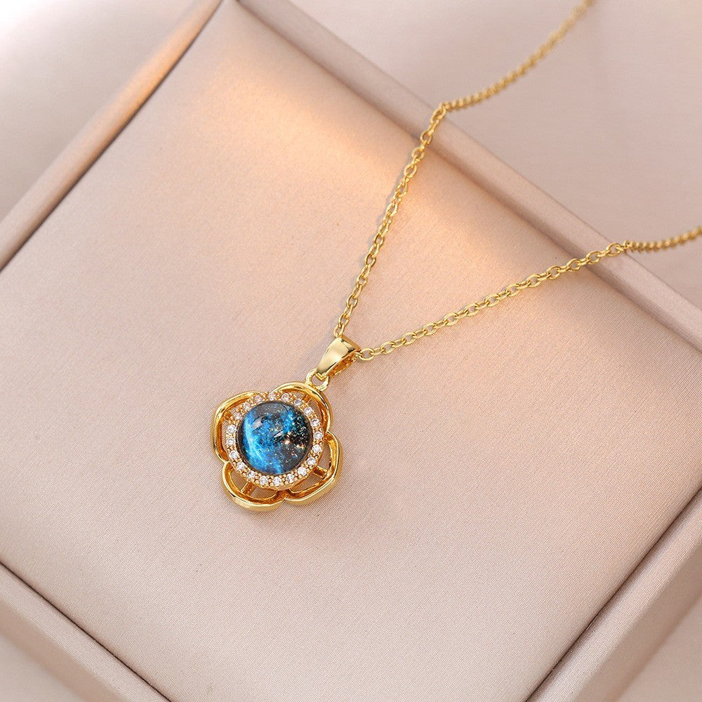 Female Minority Fashion Design Rotating Bauhinia Zircon Flower Necklace