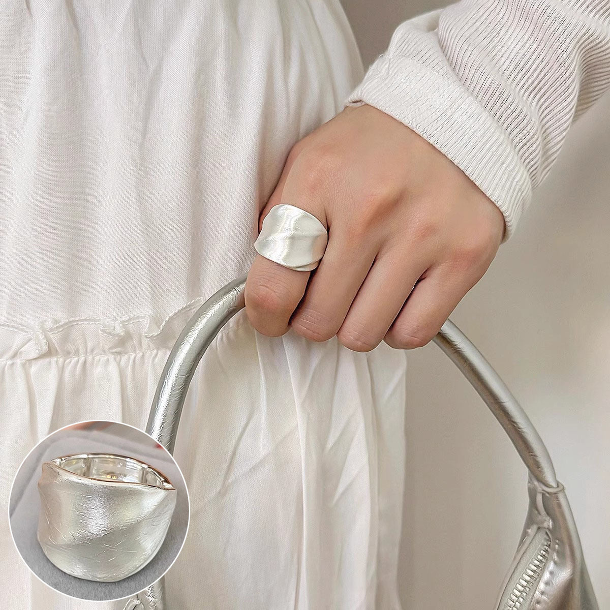 Women's Geometric Fashion Twisted Open-end Personality Hip Rings