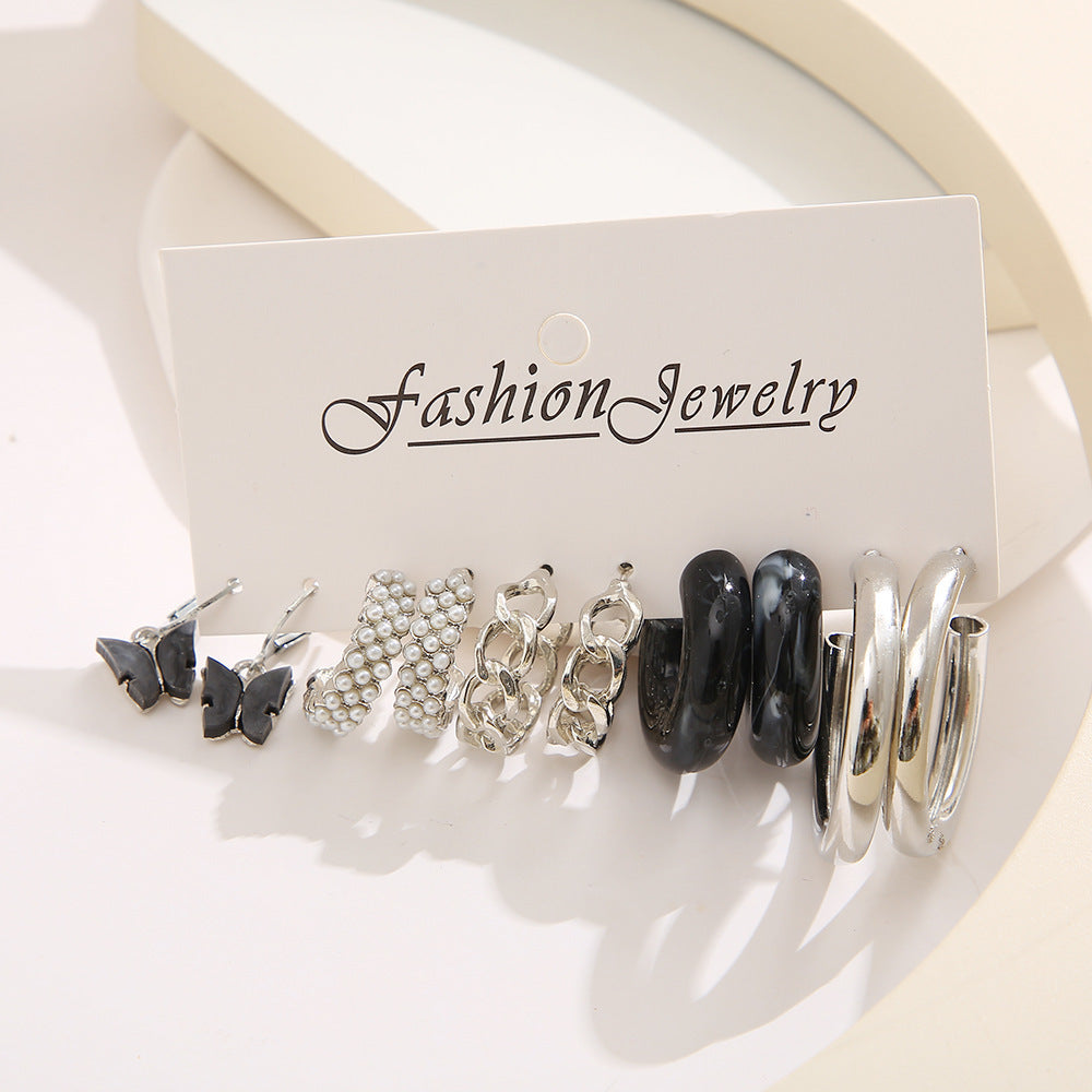 Combination Wind Black Butterfly Simple Alloy Type Chain Embedded Rings