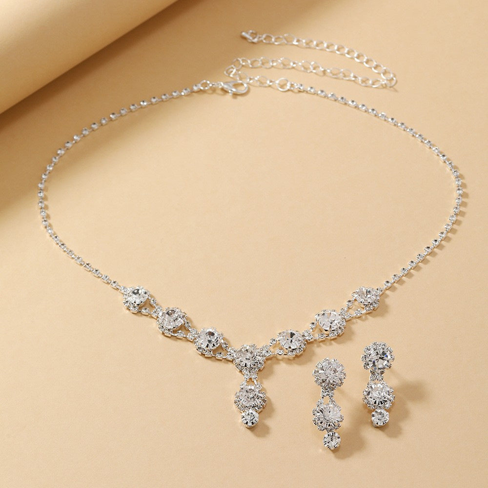 Fashion Claw Chain Zircon Elegant Design High Sense Necklace