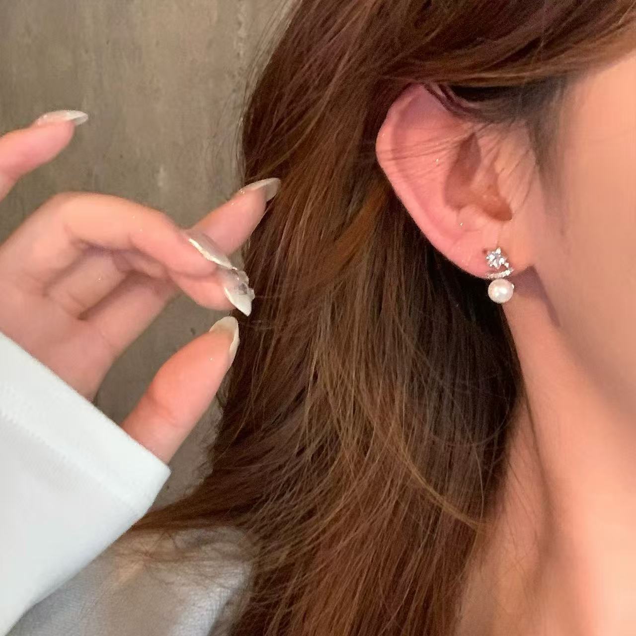 Women's Zirconium Pearl Eardrops Light Luxury Sense Earrings
