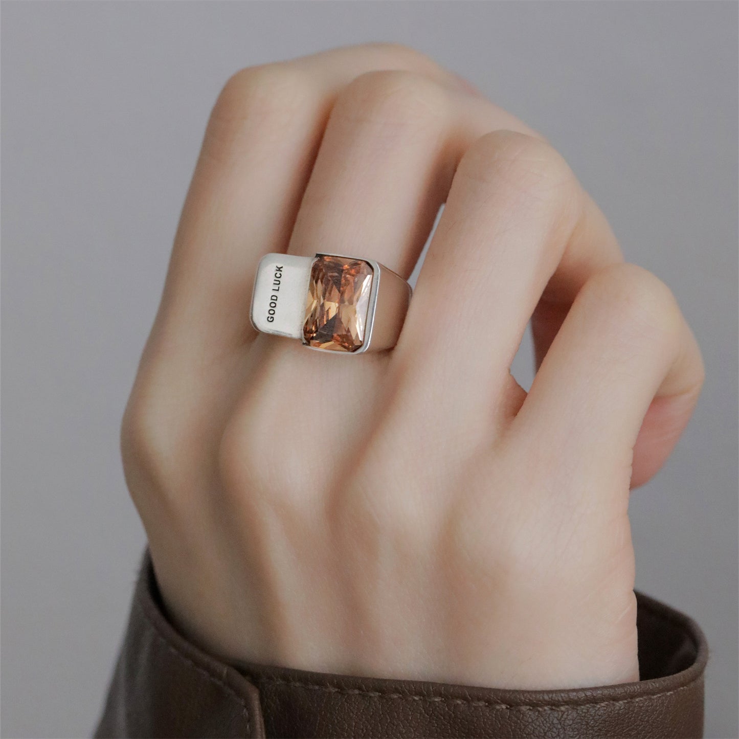 Square Caramel Zircon Female Retro Fashion Ring