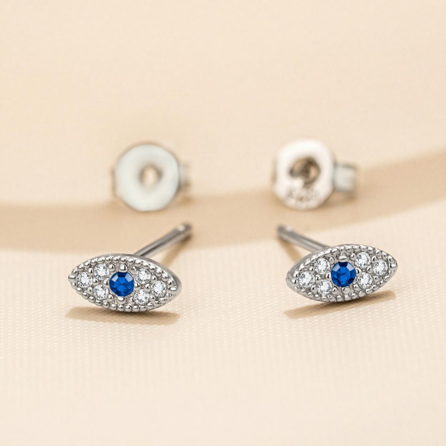 High Sense Mild Luxury Retro Zircon Female Earrings