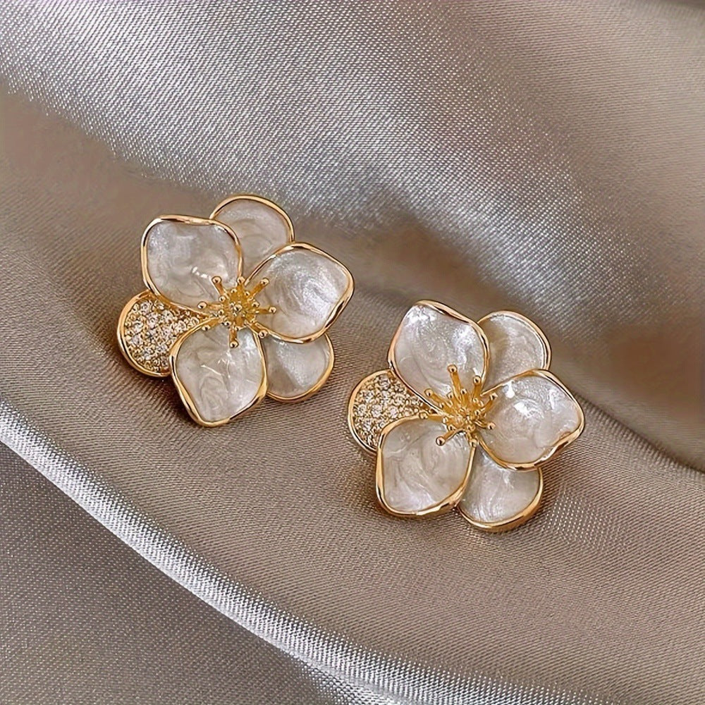 Fashion Beautiful Elegant Glaze Flowers Ear Earrings