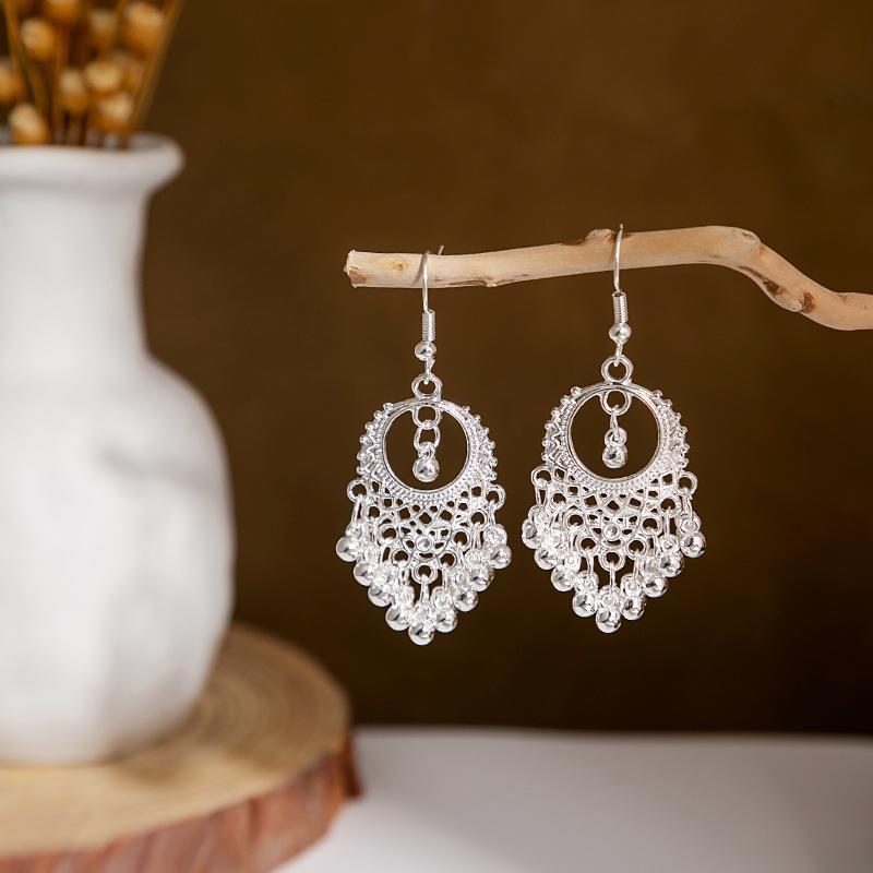 Miao Sier Personality Hollow Out Leaf-shaped Fashion Earrings