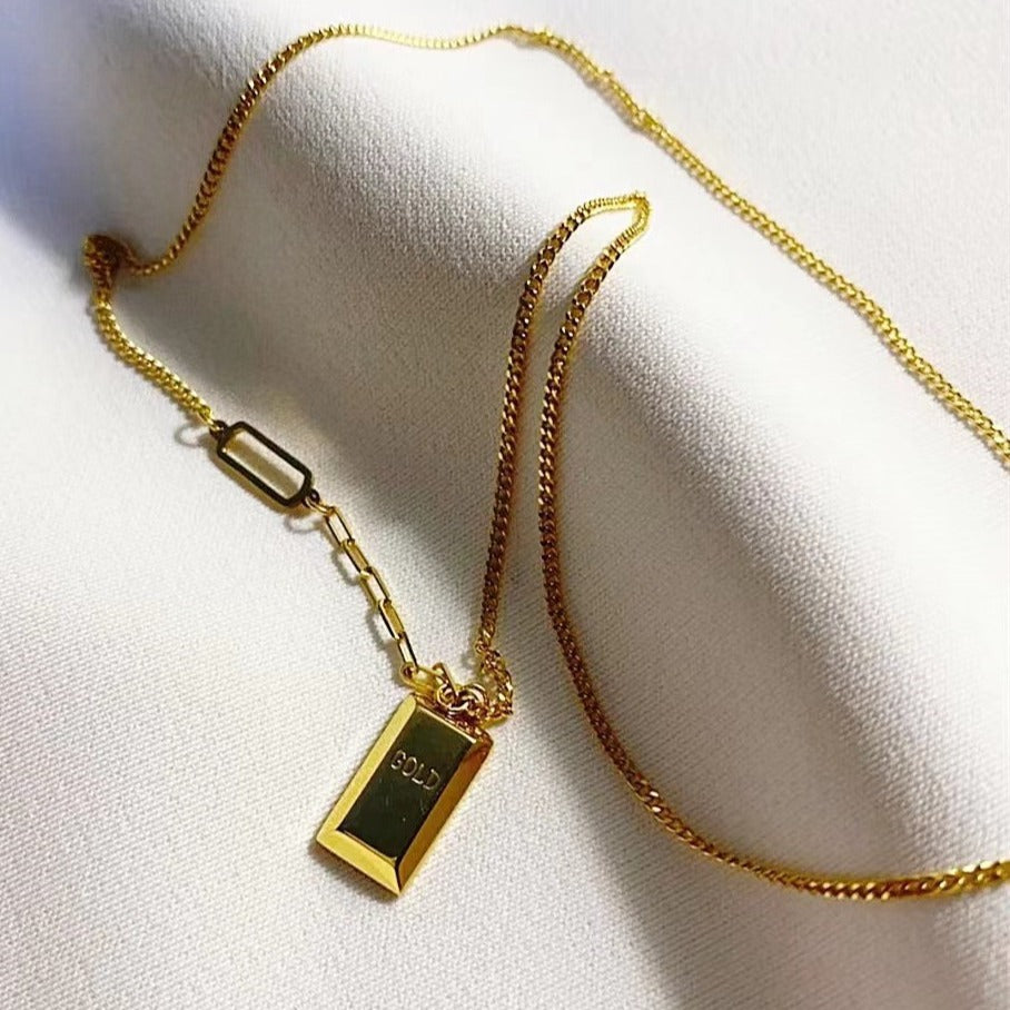 Female Affordable Luxury Fashion High-grade Sense Small Gold Bar Clavicle Necklace