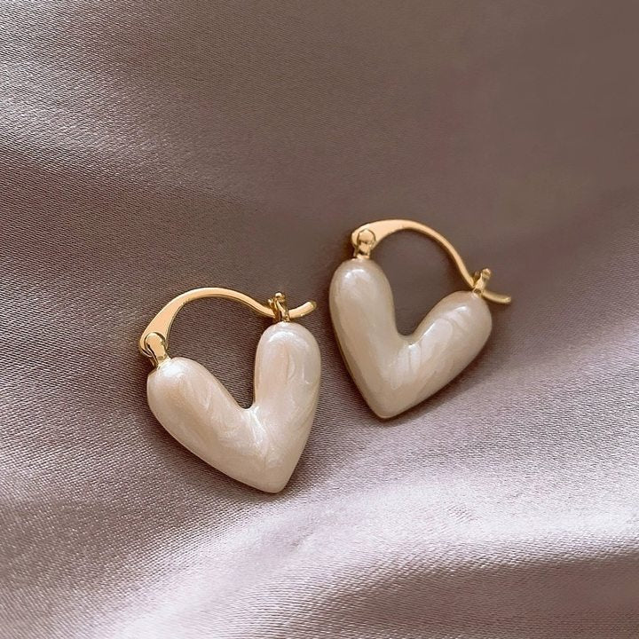 Charming Women's Bow Pearl Light Luxury Earrings
