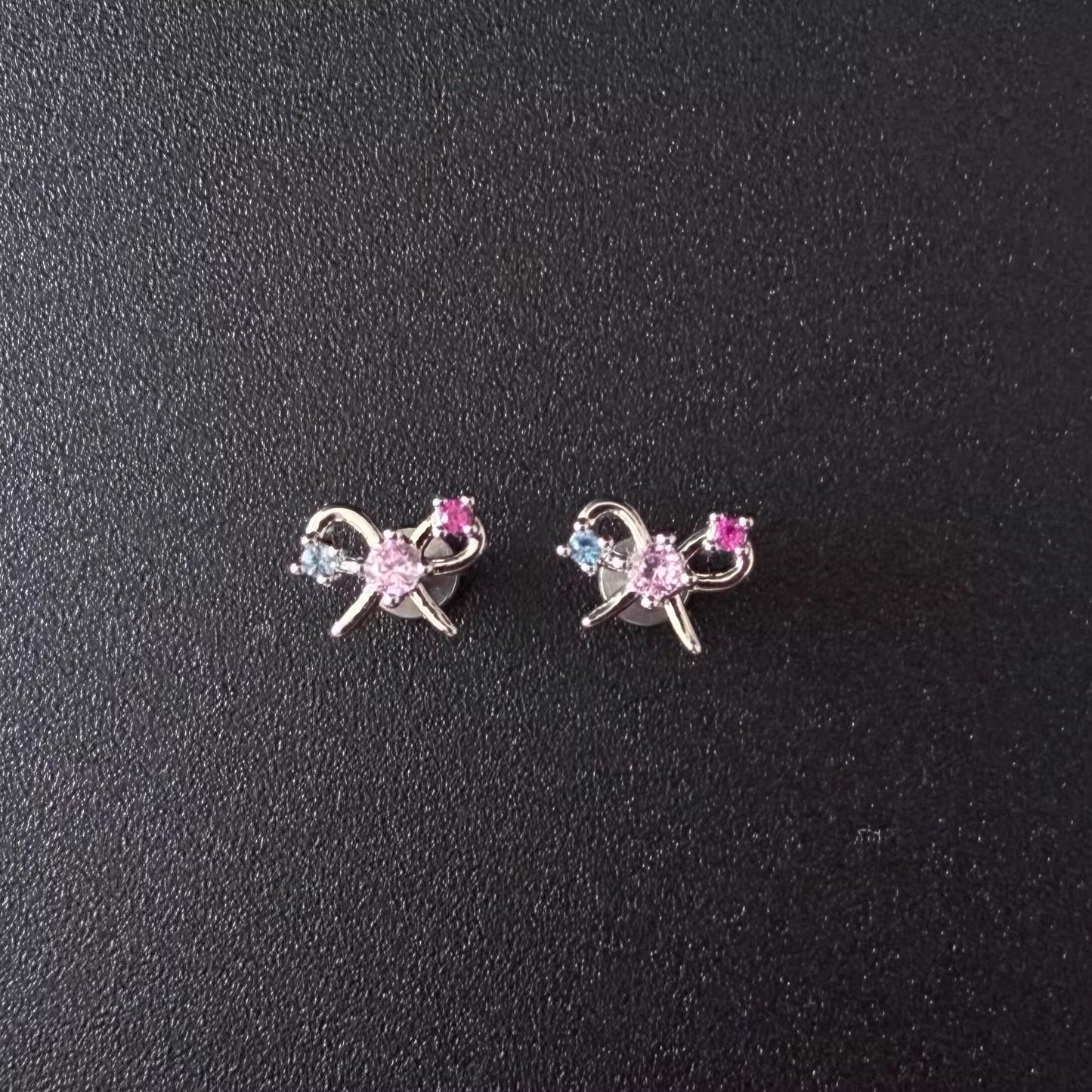 Women's Titanium Alloy Colorful Crystals Butterfly Niche Delicate Versatile Rings