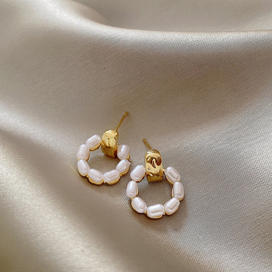 Women's Design Circle Pearl For Light Luxury Temperament Geometric French Style Stud Earrings
