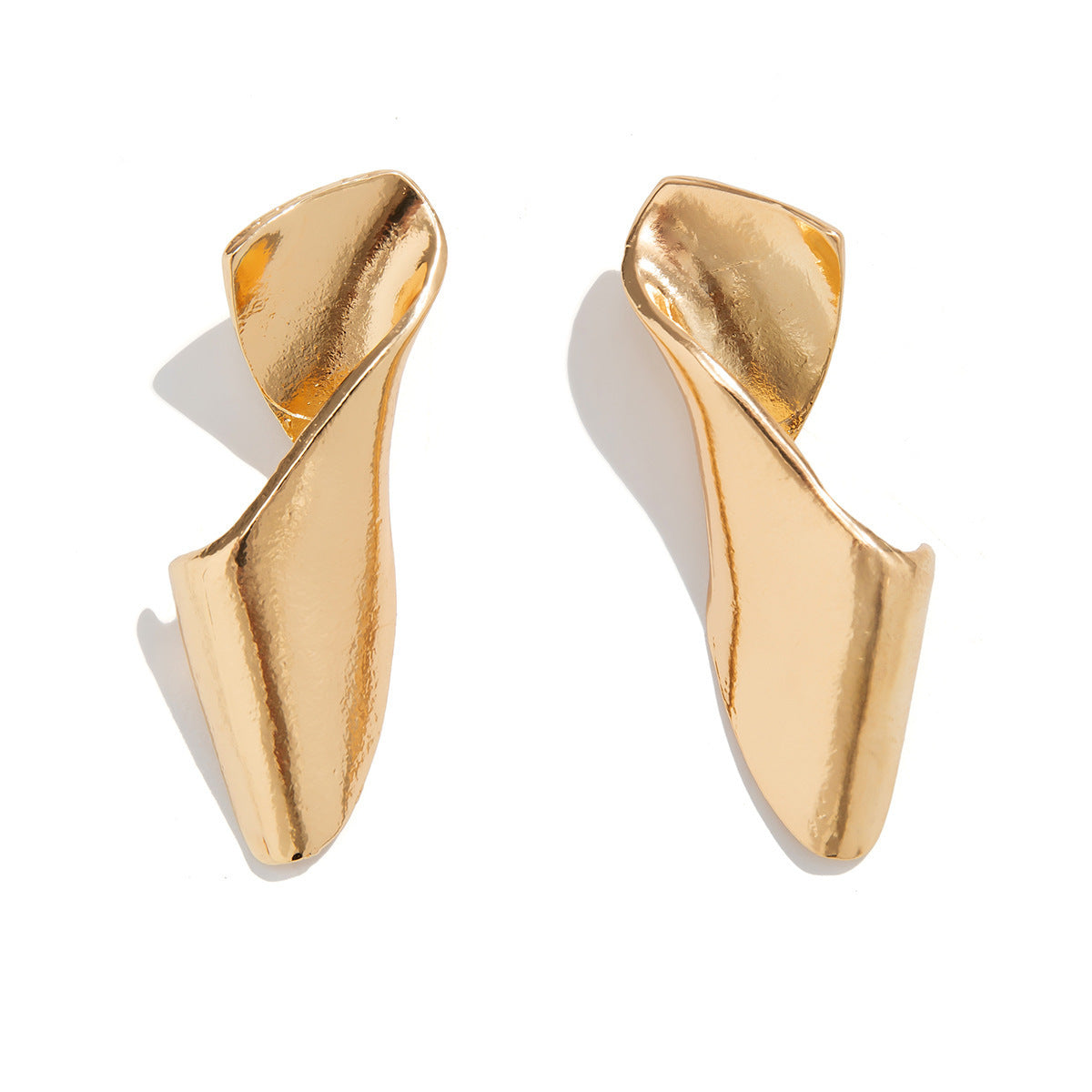 Women's Style Exaggerated Irregular Ear Punk Metal Fold Water Stud Earrings