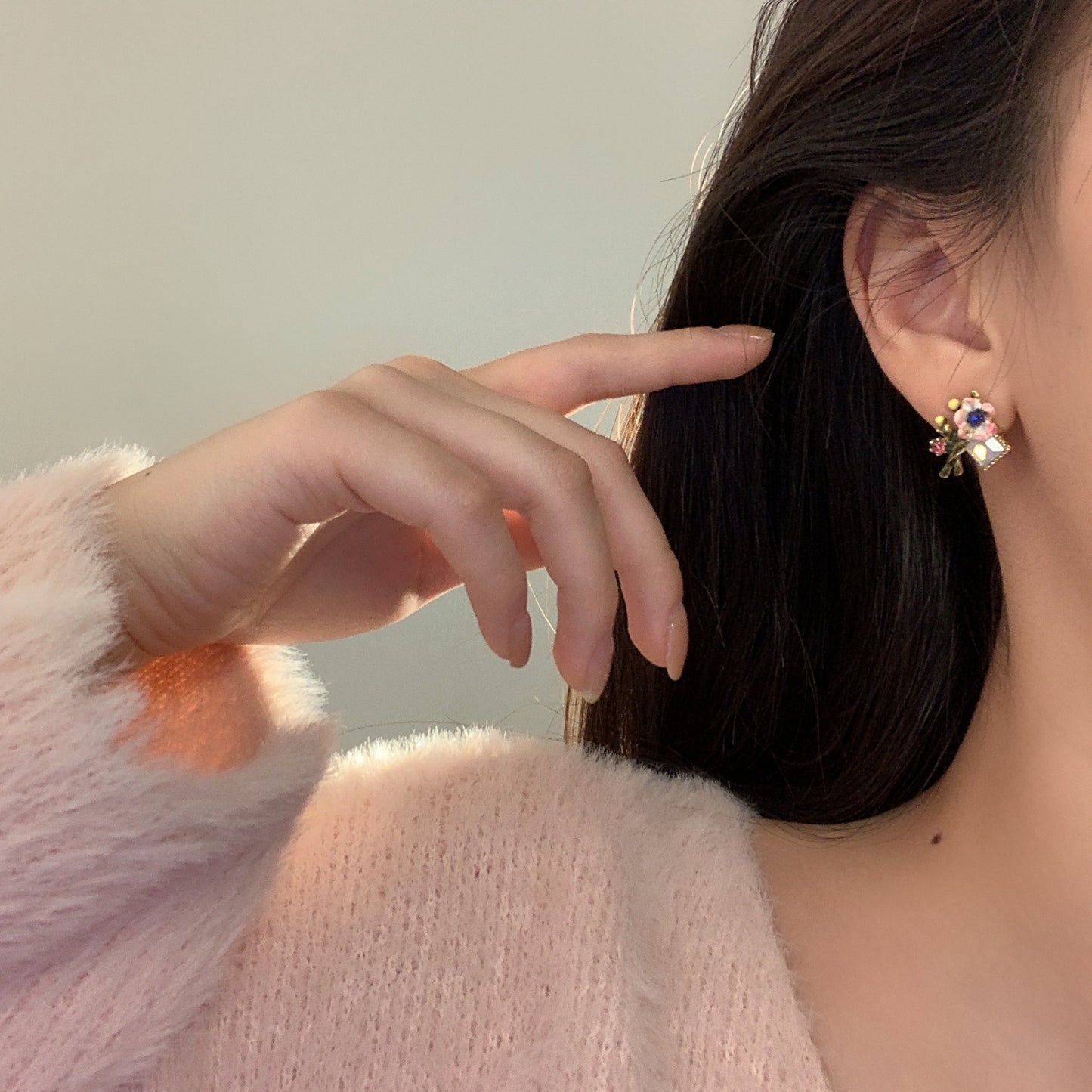 Enamel Glaze Flower Sier Needle Fashion Grass Drop Oil Asymmetric Earrings