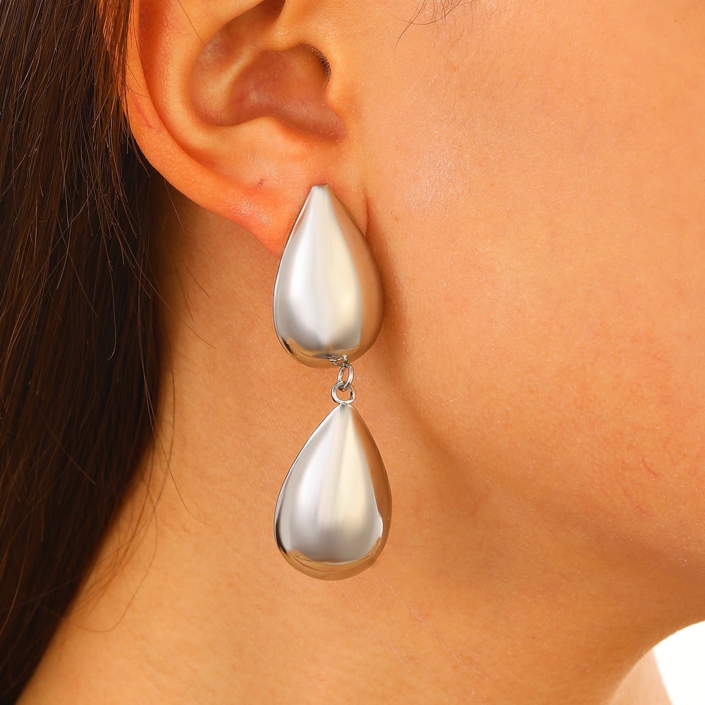 Women's Water Drop Suit Fashion Simple Temperamental Earrings