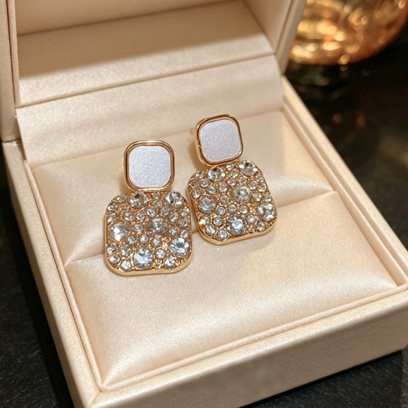 Temperament Inlaid Zircon Delicate Pearl High-grade Light Luxury Korean Style Stud Earrings