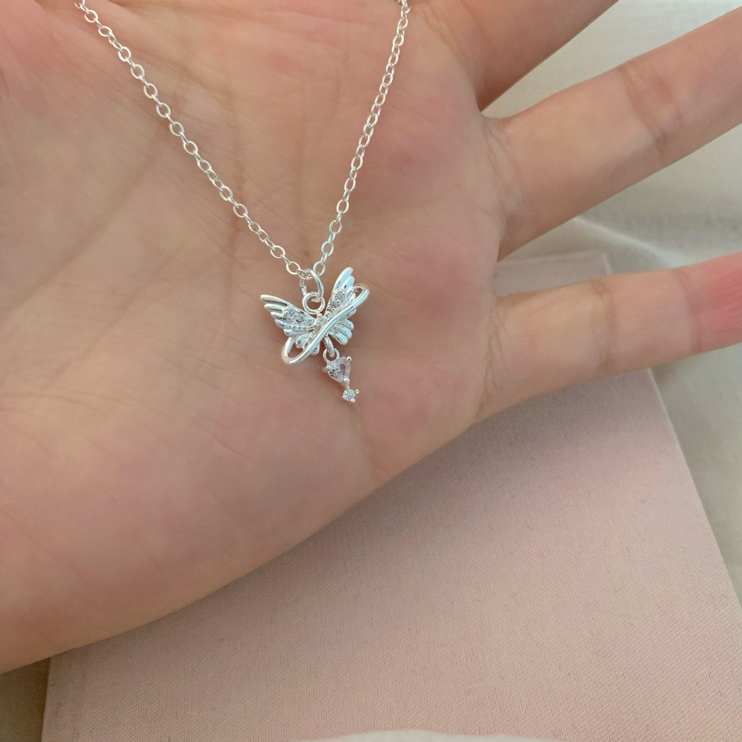 Women's Style High-grade Zircon Butterfly Refined Stylish Necklace