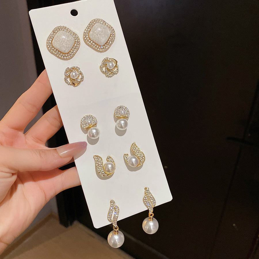 Sier Pearl Flower French Vintage Court Style Earrings