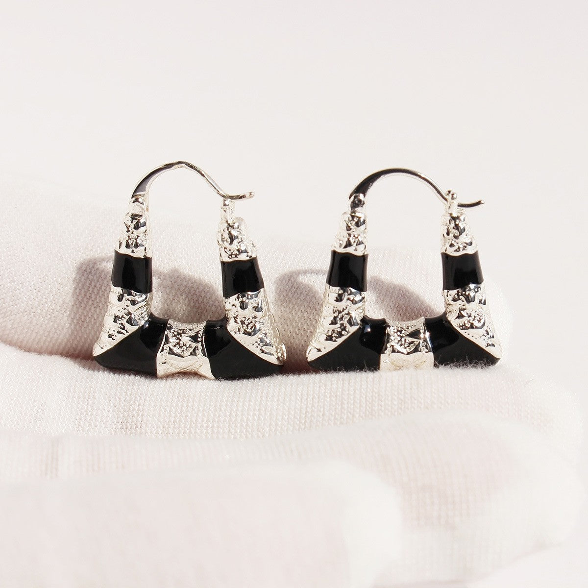 Enamel Trapezoidal Ear Clip Pleated Texture Earrings