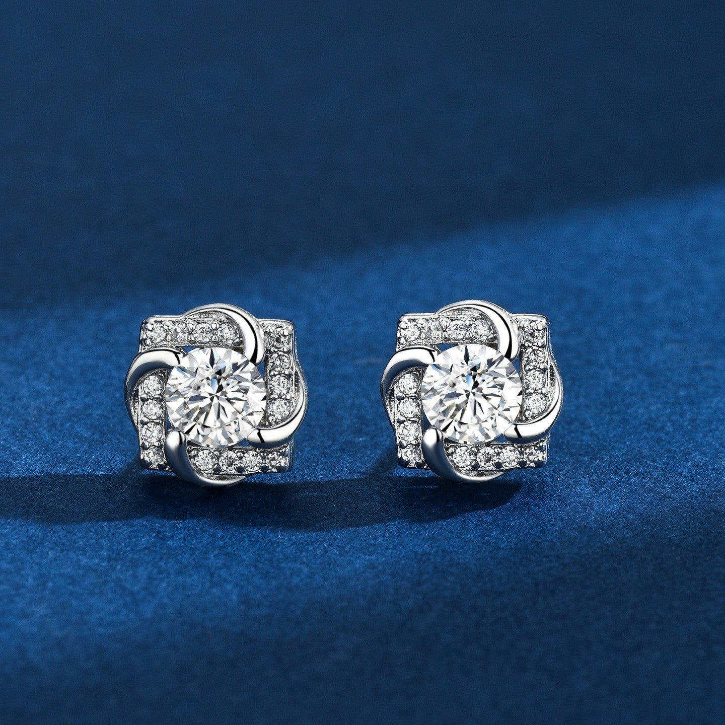 Women's Copper Plated Gold Micro Inlaid Zircon Stud Earrings