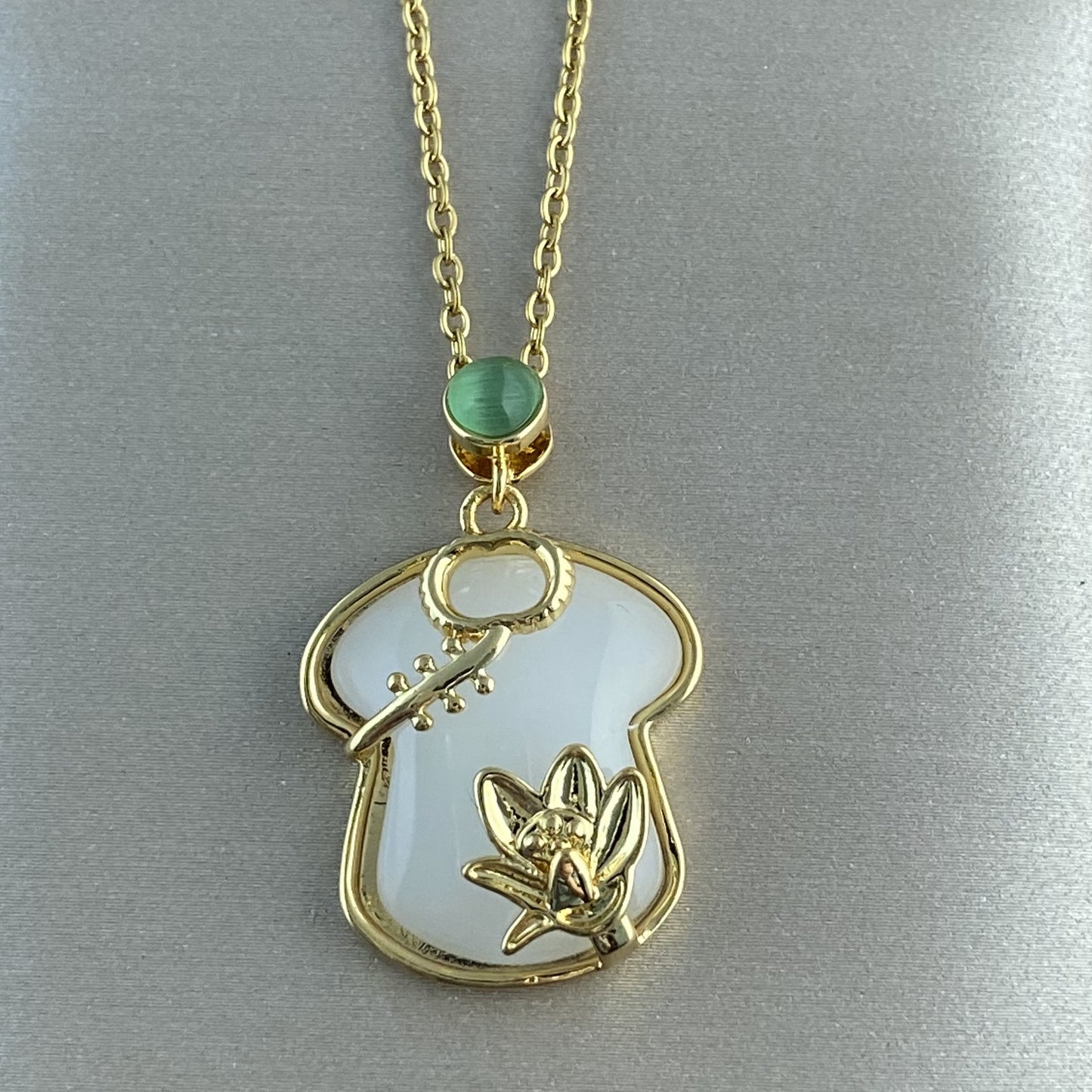 Women's Real Gold Plating Opal Fox Clover Pendants