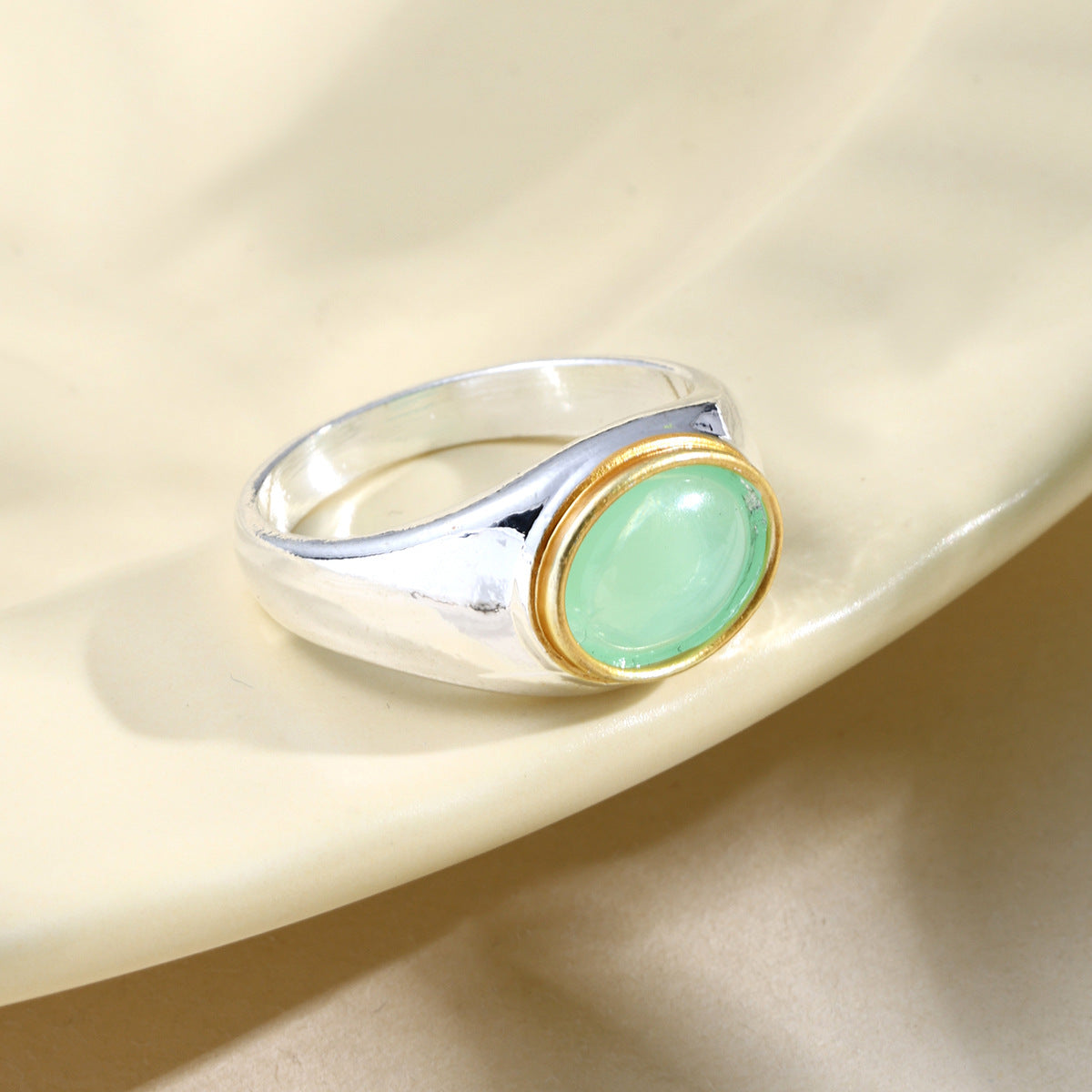 Classic Women's Gentle Gray Jade Gemstone Rings