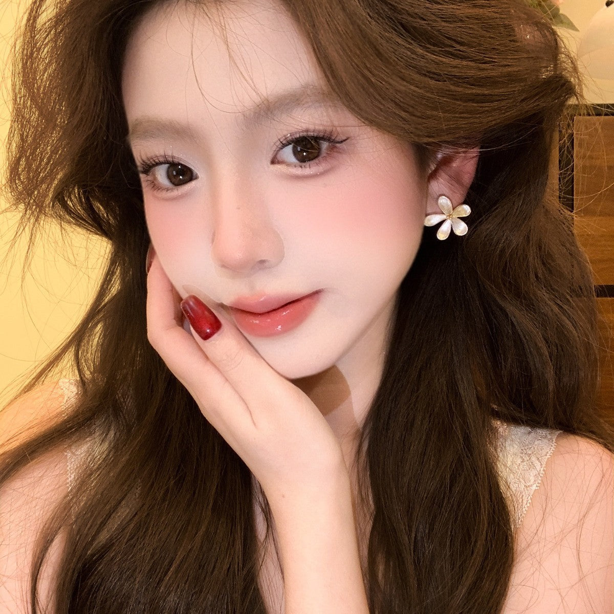 Sier Flower Seaside Vacation Style Matte Petal Ear Accessory Stud Earrings