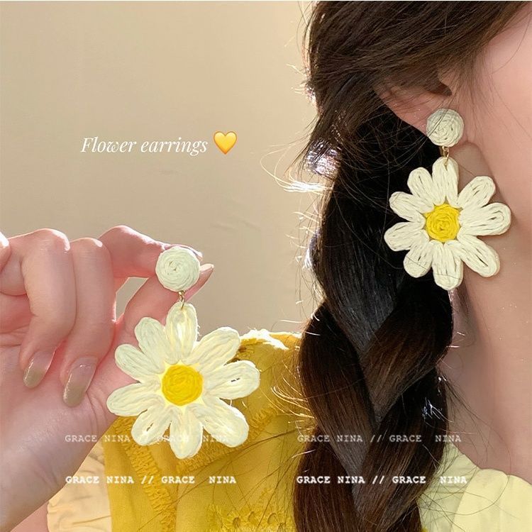 Palette Niche Design Sunflower Flower Female Vacation Style Stud Earrings