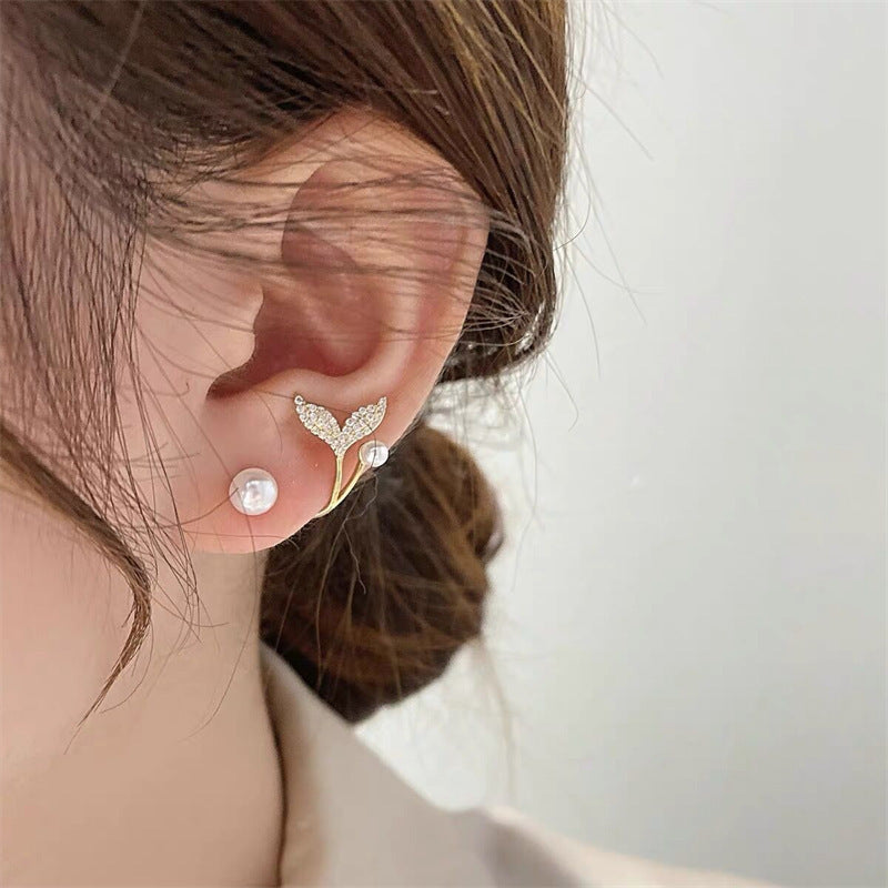 Elegant Fishtail Rhinestone Versatile Personality Design Earrings