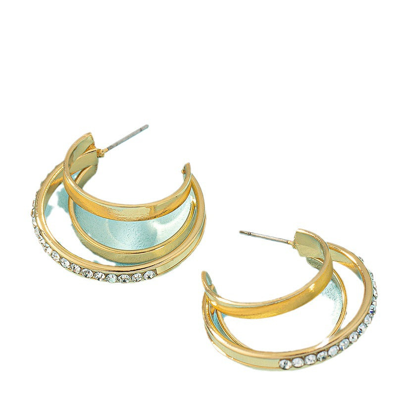 Women's Simple Geometric Shaped Diamond Retro Metal Stud Earrings