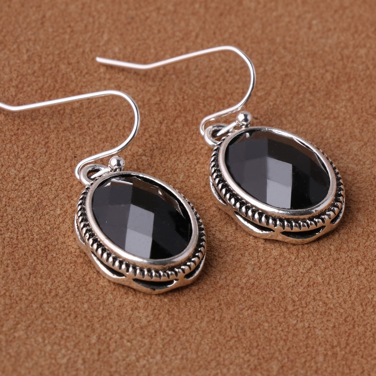 Women's Gemstone Simple Temperament Alloy Fashion Personalized Eardrops Earrings