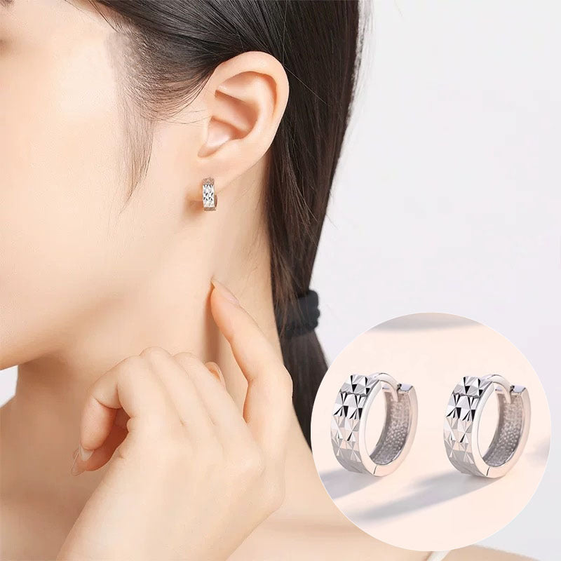 Women's Korean Fashion Temperamental Minority Design Style Petite Stud Earrings