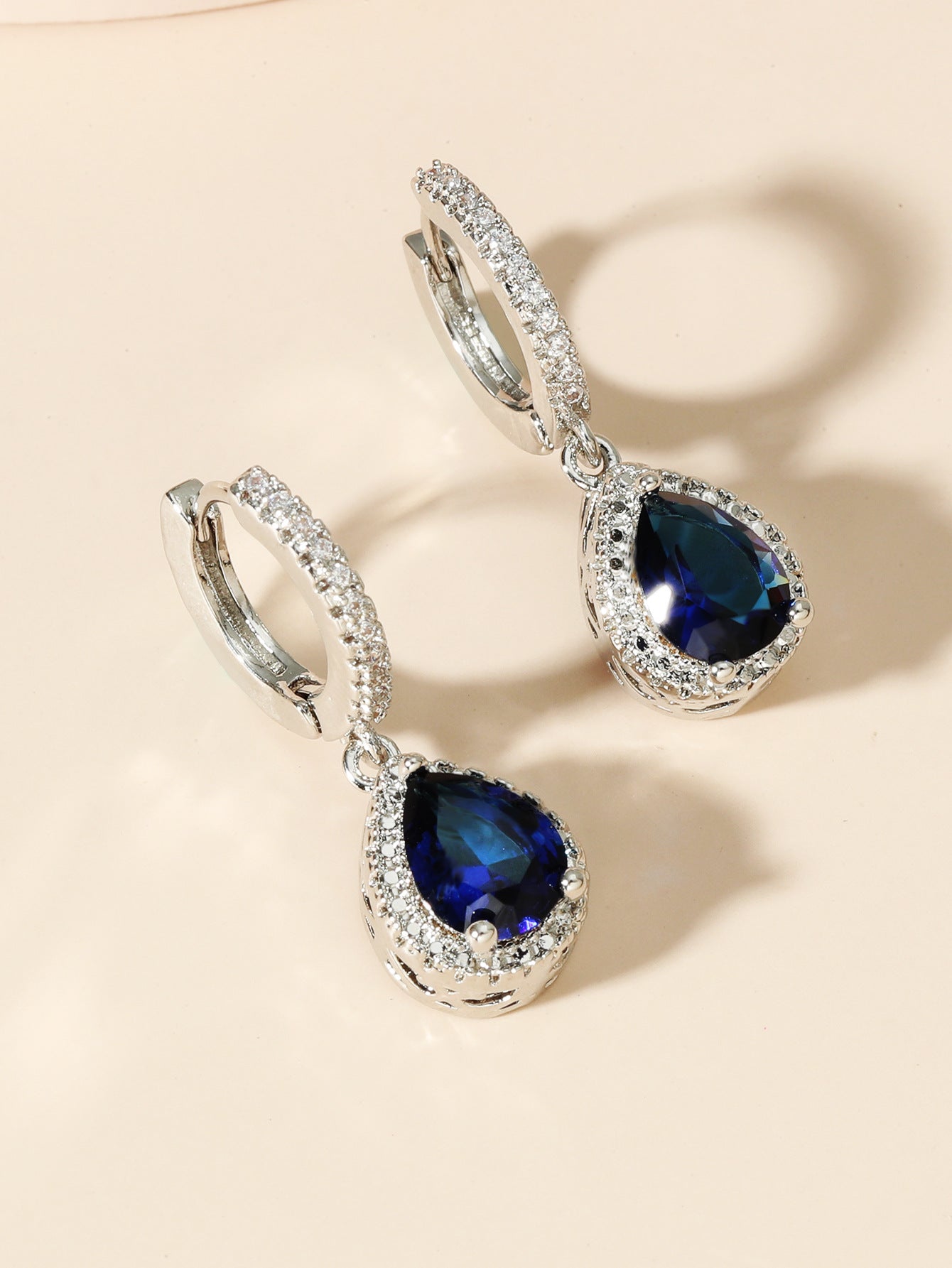 Women's High-grade Light Luxury Blue Crystal Drop-shaped Earrings
