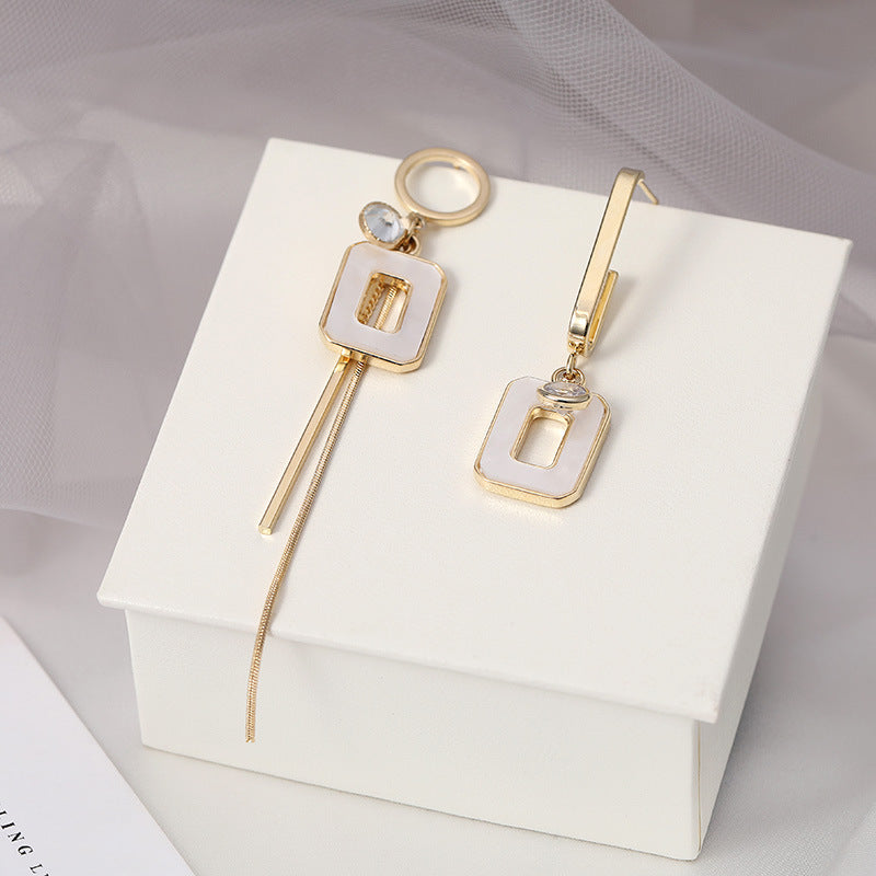 Black Geometric Asymmetric Fashionable Elegant Special Design Stud Earrings