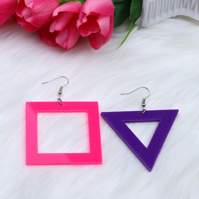 Women's Hollow Flower Simple Fresh Popular Triangle Earrings