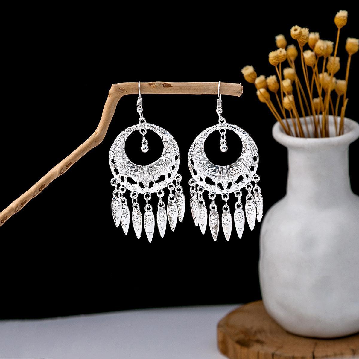 Miao Sier Personality Hollow Out Leaf-shaped Fashion Earrings