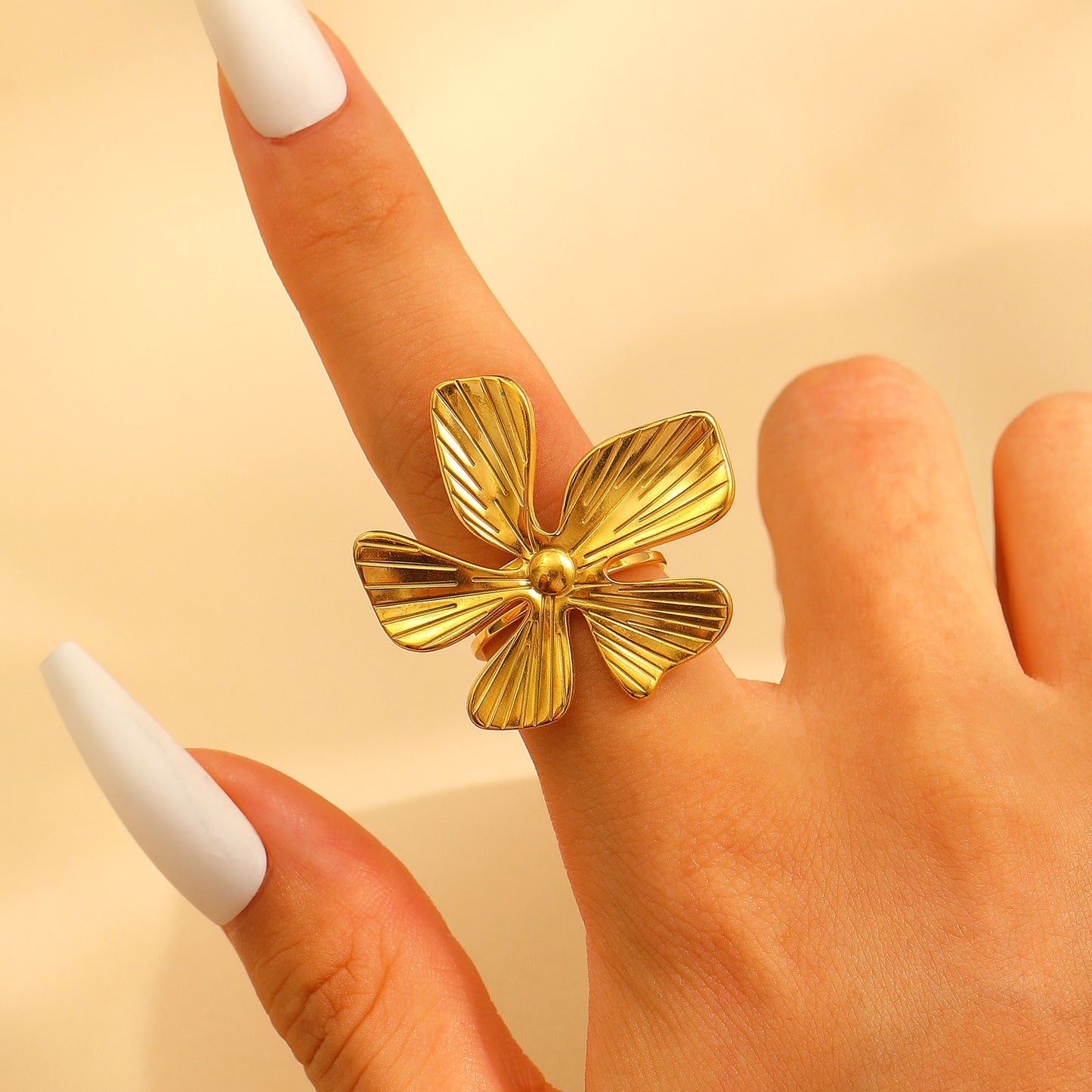 Steel Flower Leaf Female Exaggerated Personalized Hollow Ring