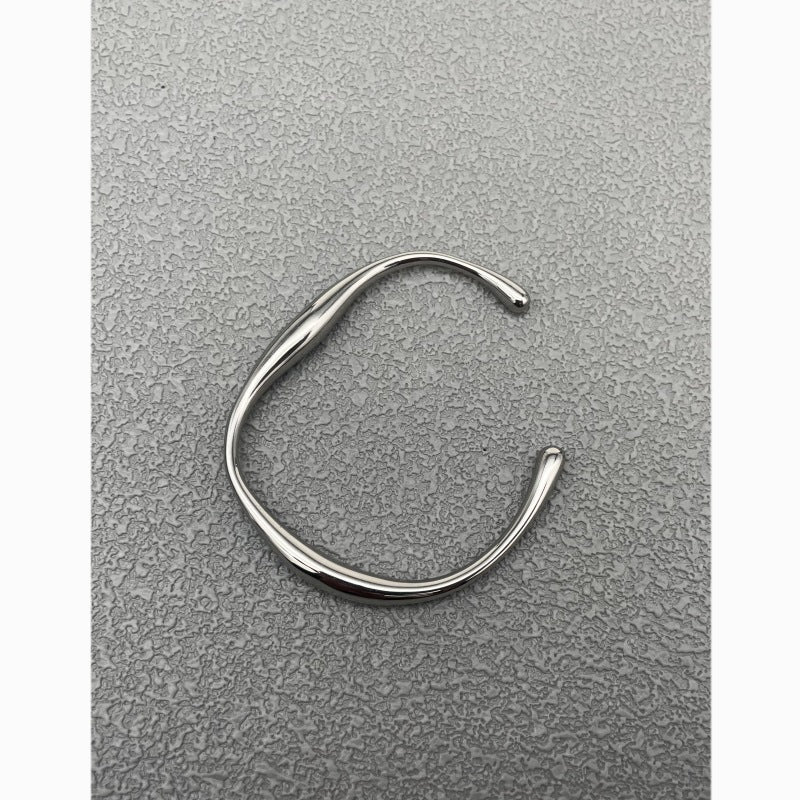 Women's Gager Titanium Steel Cold Wind Simple Stainless High Sense Commute Bracelets
