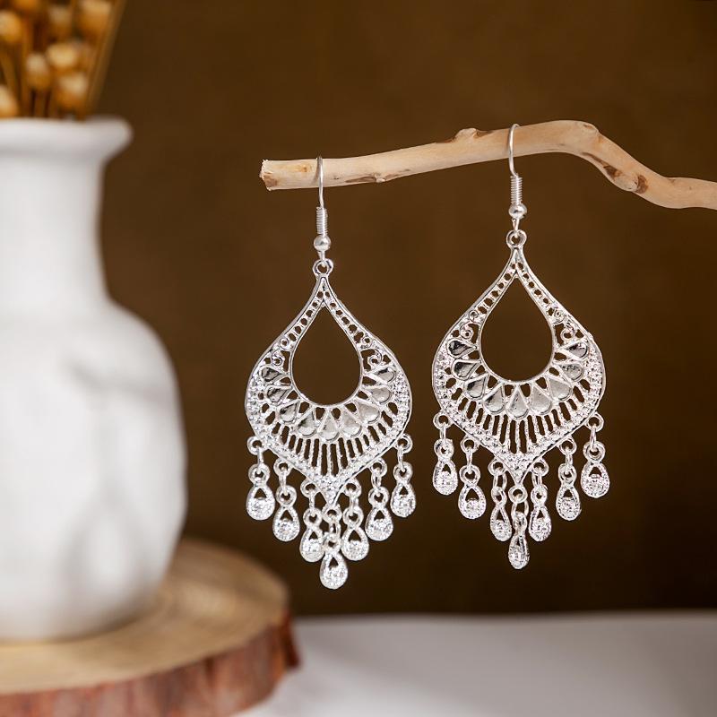 Miao Sier Personality Hollow Out Leaf-shaped Fashion Earrings
