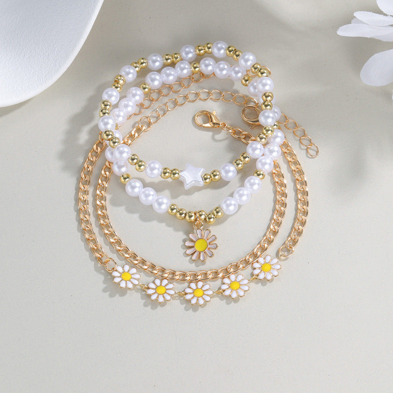 Women's Fashion Alloy Little Daisy Chain Pearl Bracelets