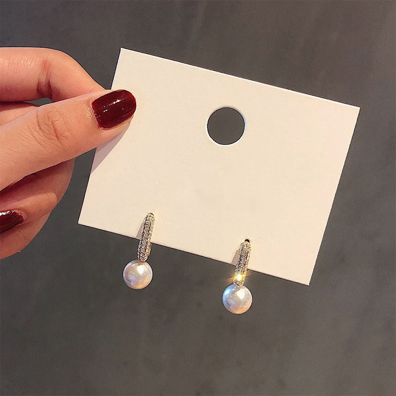 Style Personality Diamond Shaped Fashion Simple Pearl Stud Earrings
