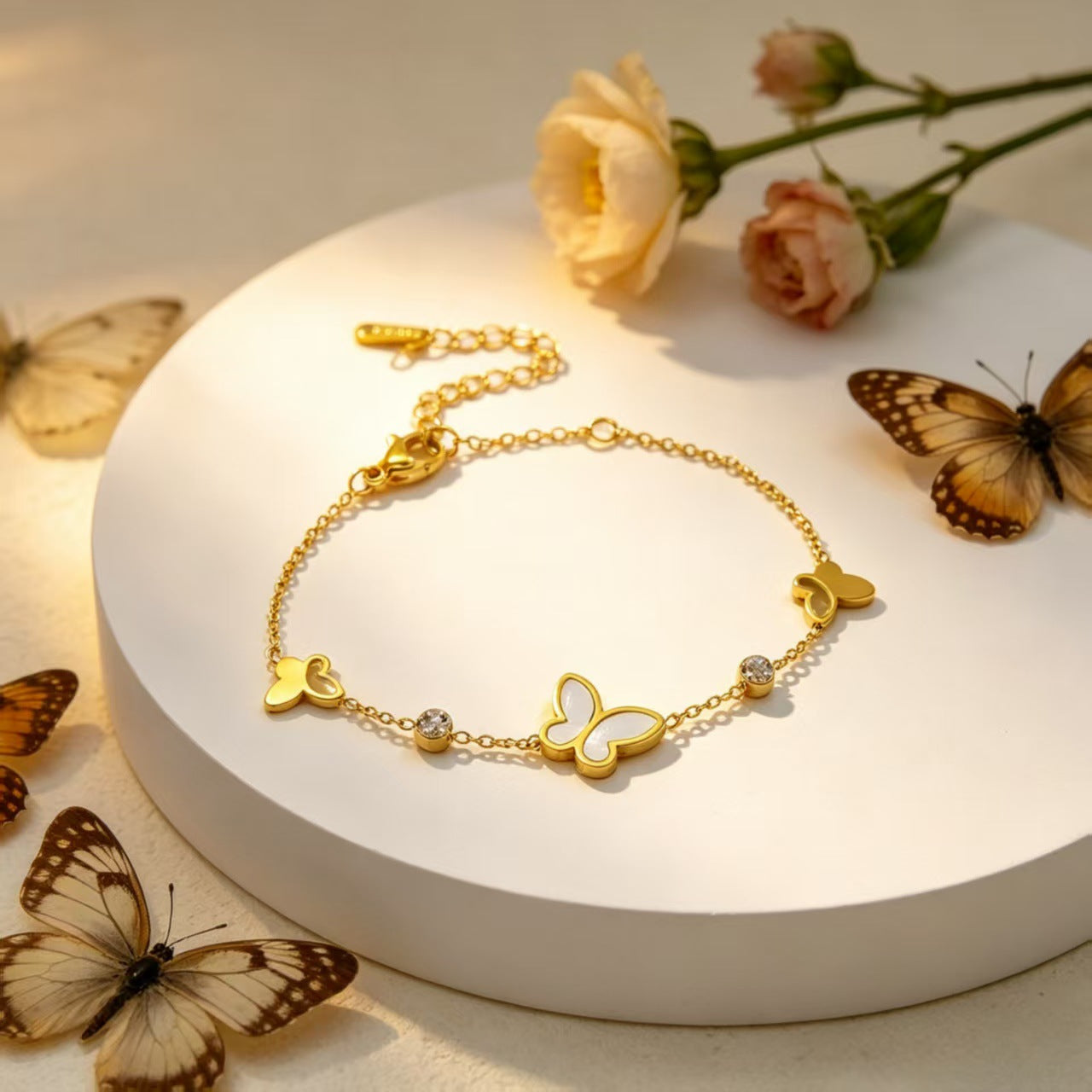 Style Simple Four-color Butterfly Fritillary Heart Atmosphere Temperament Bracelets