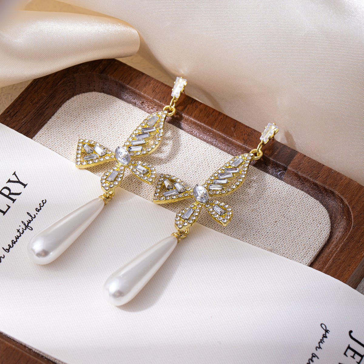 Diamond Butterfly Flower Pearl Graceful Fashionable Long Earrings