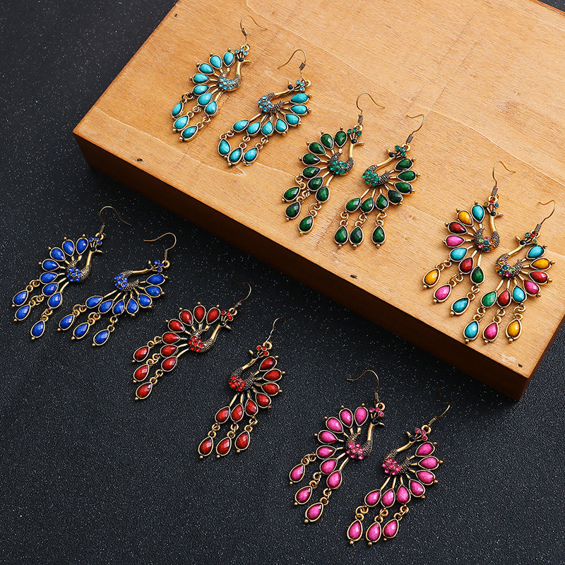 Women's Creative Retro Ethnic Fashion Bohemian Color Resin Gem Peacock Rings