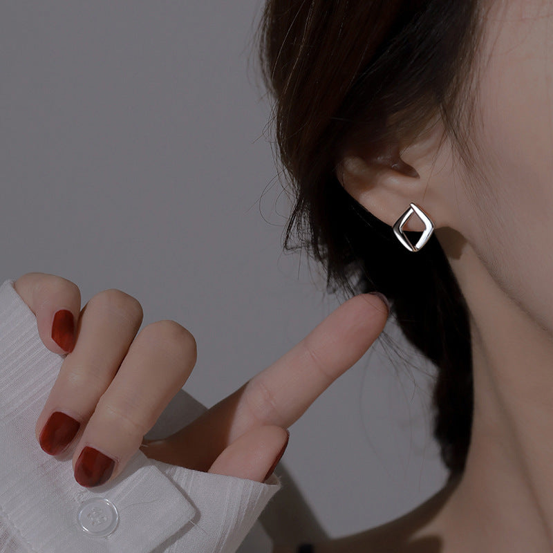 Women's Ear Niche Design Trendy Geometric Frosty Earrings